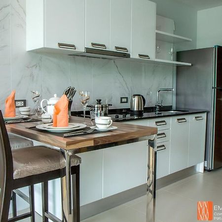 Emerald Terrace Condo Phuket Patong Exterior photo