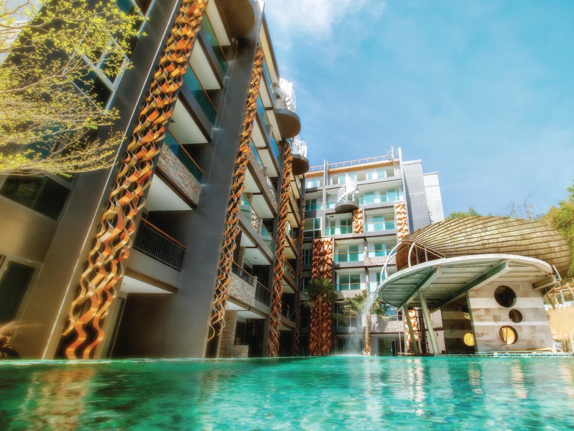 Emerald Terrace Condo Phuket Patong Exterior photo