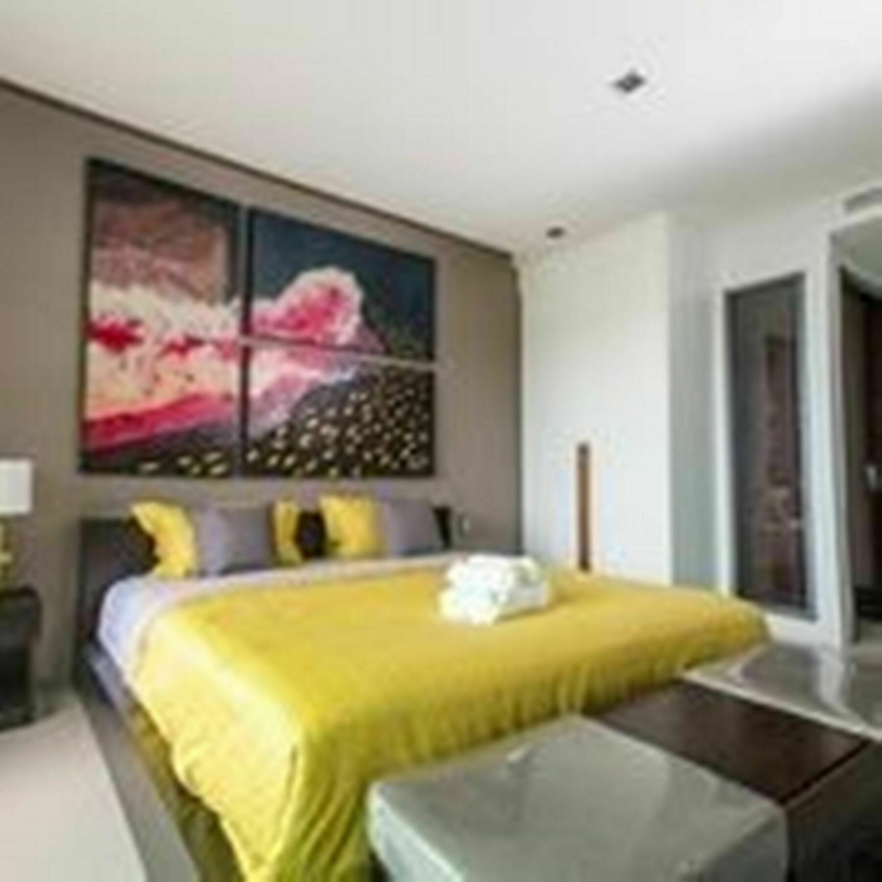 Emerald Terrace Condo Phuket Patong Exterior photo